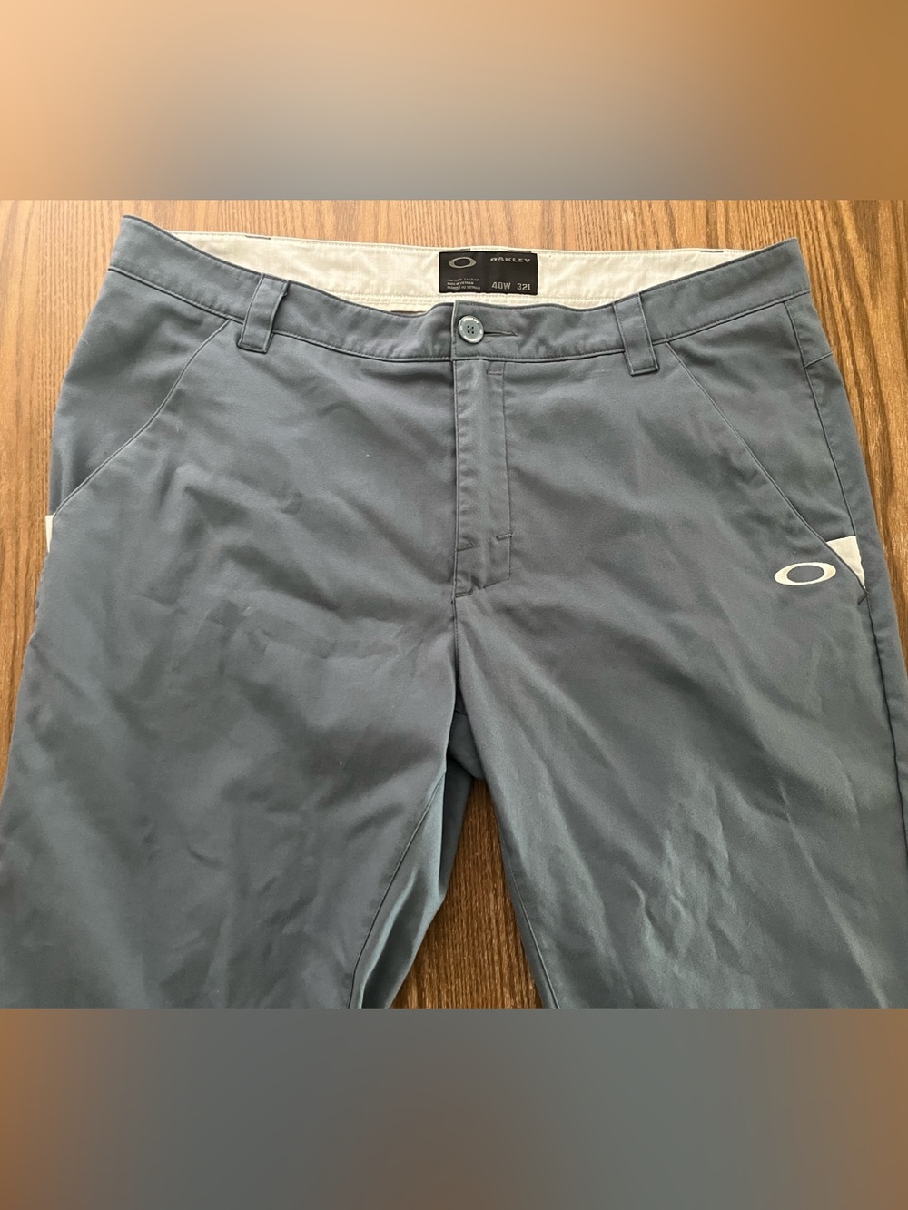 Oakley Men's Slate Gray Performance Chinos size 42x32